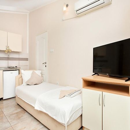 Apartments Mik5 - Famous Beach Jaz Будва Екстериор снимка