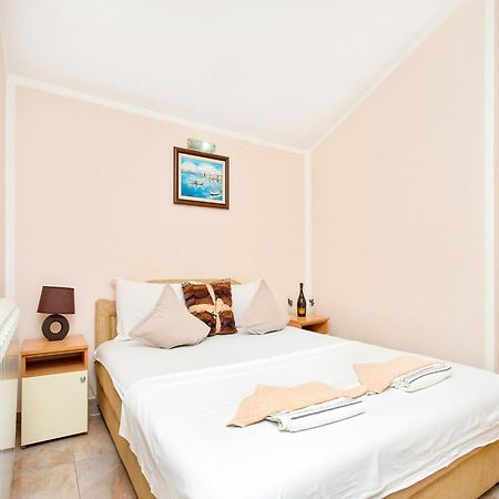 Apartments Mik5 - Famous Beach Jaz Будва Екстериор снимка